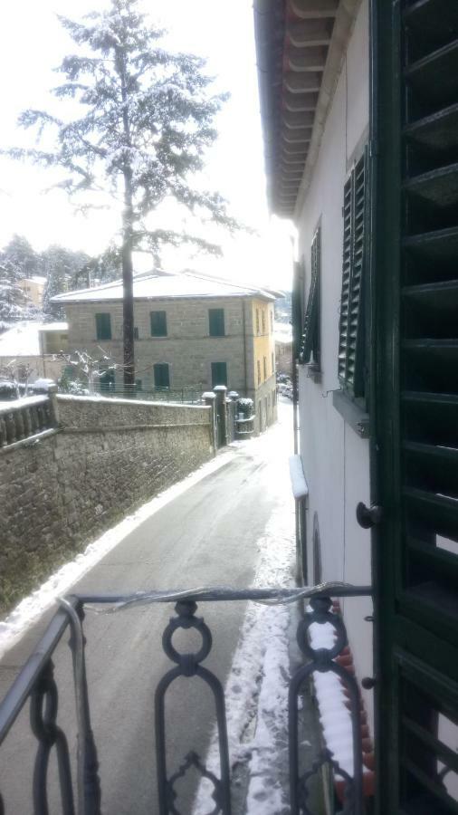 Casa Bartolacci Cozy Apartment Bivigliano Luaran gambar