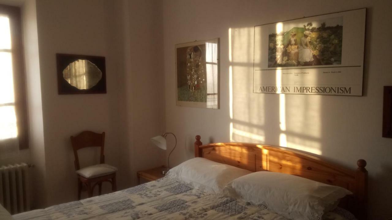 Casa Bartolacci Cozy Apartment Bivigliano Luaran gambar