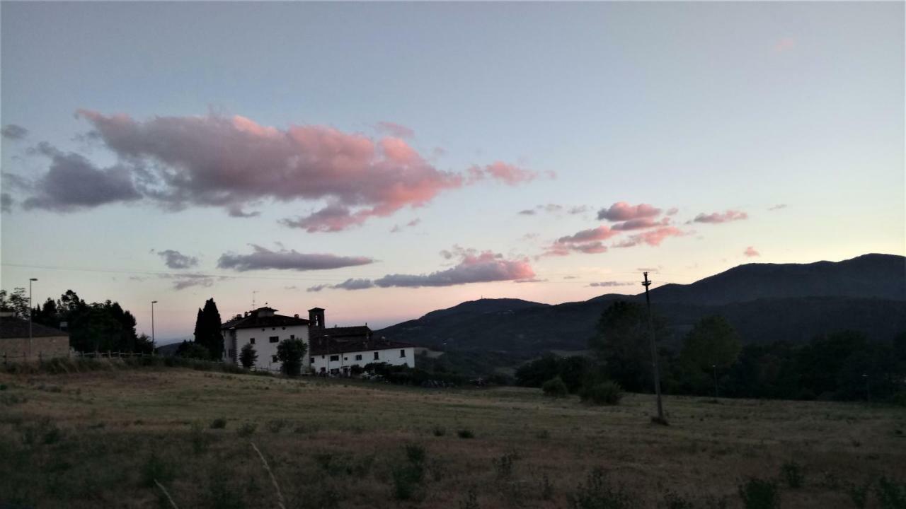 Casa Bartolacci Cozy Apartment Bivigliano Luaran gambar